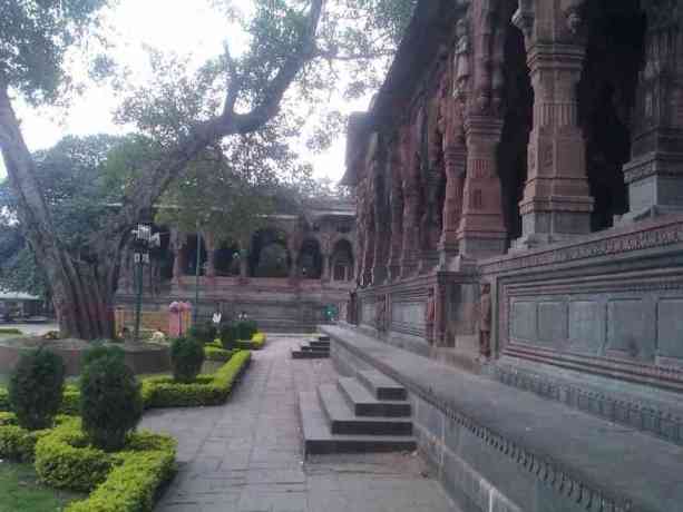 Krishnabai-Holkar-Chhatri